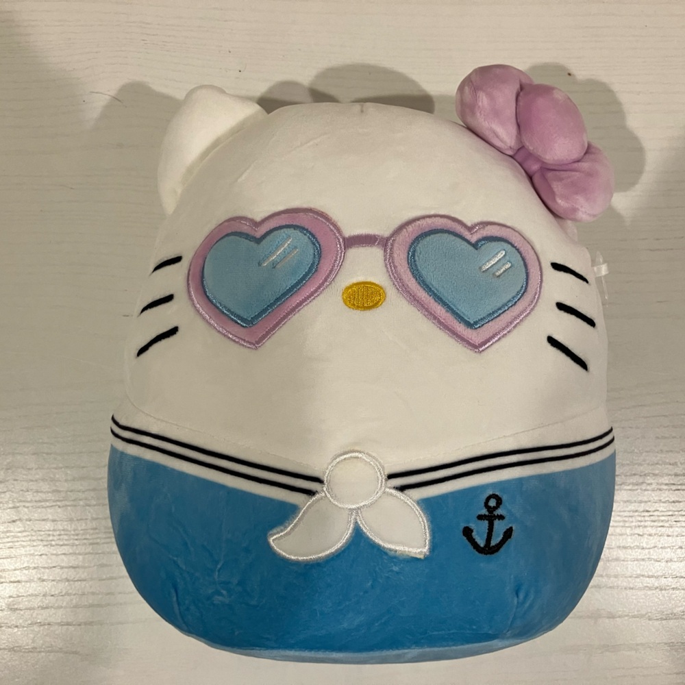 Hello kitty sailor squishmallow